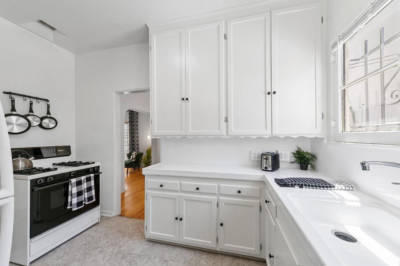 Beverly Hills Stylish & Central 1 Bedroom Apt + Parking Los Angeles Eksteriør billede